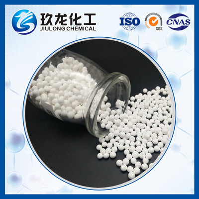 Adsorbent usuwający chlorek białej sfery 3 - 5 Mm Min 80 N / Cm Siła kruszenia